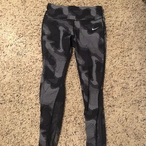 Nike leggings - black/silver patterned